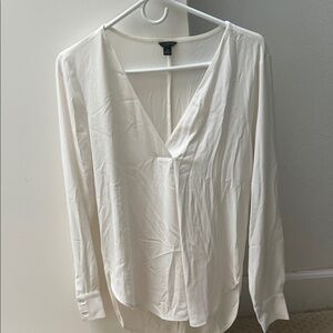 Ann Taylor Elegant White V-Neck Blouse | XS